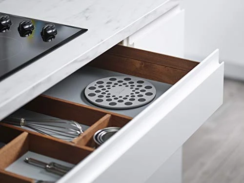 Joseph Joseph Spot-On Set Of 2 Silicone Trivets, One Size, Gray 4 Joseph Joseph Spot-On Set Of 2 Silicone Trivets, One Size, Gray - Image 4