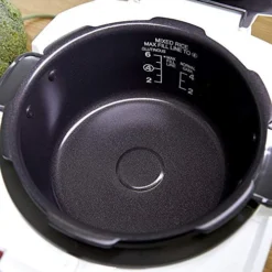 CRP-FA0610FR | 6-Cup (Uncooked) Pressure Rice Cooker | 11 Menu Options: Quinoa, Brown Rice & More, Voice Guide, Made In Korea | White/Red -Kitchen Island Sale 5165xt7iKoL