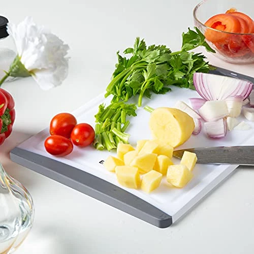 Xtra Large Cutting Boards, Plastic Cutting Boards For Kitchen (Set Of 4) Cutting Board Set Dishwasher Chopping Board With Juice Grooves Easy-Grip Handles, Grey, Empune 7 Xtra Large Cutting Boards, Plastic Cutting Boards For Kitchen (Set Of 4) Cutting Board Set Dishwasher Chopping Board With Juice Grooves Easy-Grip Handles, Grey, Empune - Image 7