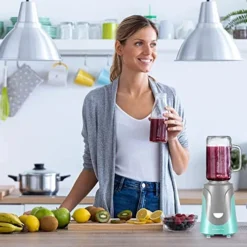 Vente Electric Personal Portable Blender, 18 Ounce Drink Mixer, Frozen Margarita, Shake & Smoothie Maker, Glass Jar With Stainless Steel Blades And 300-Watt Base, Compact BPA-Free, Turquoise BLH1002T -Kitchen Island Sale 51aoJQmyjhL