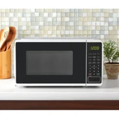 N/A 0.7 Cu Ft Capacity Countertop Microwave Oven, White