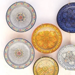 10Pcs Plate Hangers, 6 Inch Wall Plate Hangers With 40Pcs Tip Protectors, 10Pcs Wall Hooks & 4Pcs Plastic Easel Stands-Invisible Wire Plate Hanger Holders For Decorative Plates And Art